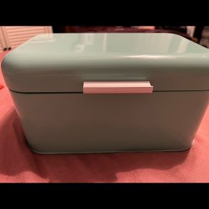 Mint Bread Box
